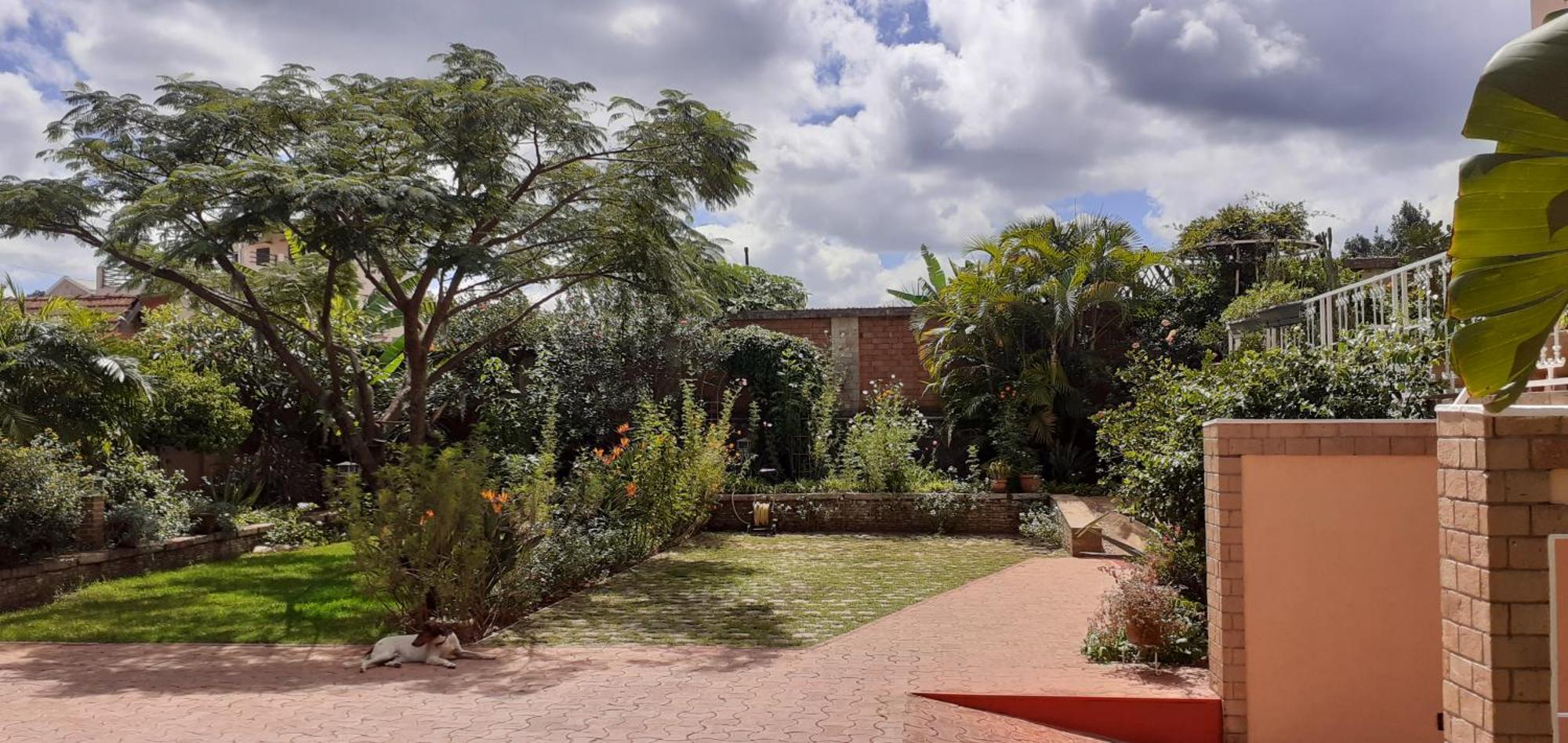 Chambre D'Hote Villa Maritampona Antsirabe Exterior foto